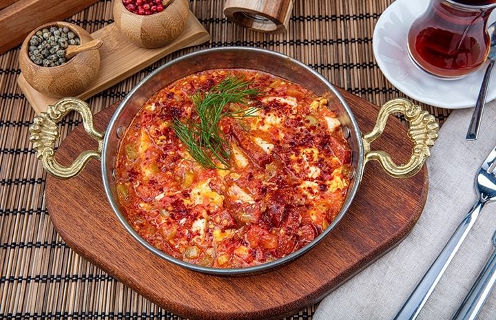  Sucuklu Menemen Nasıl Yapılır